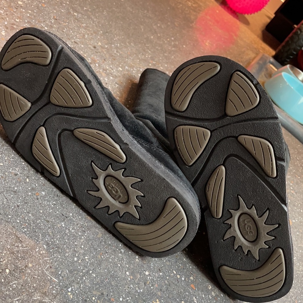 Ugg Boots - image 7